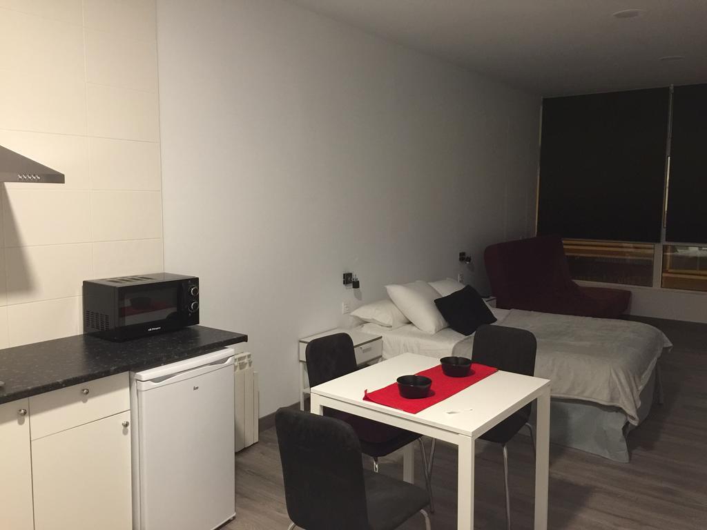 Room And Kitchen Bilbao Eksteriør bilde