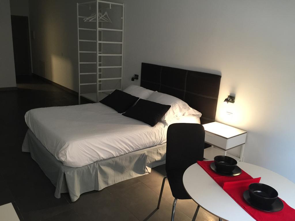 Room And Kitchen Bilbao Eksteriør bilde
